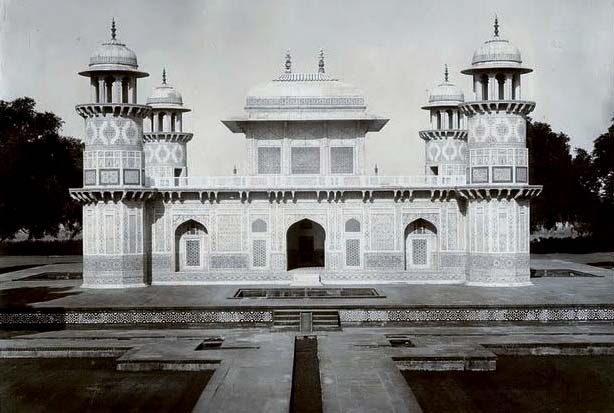 Agra :-  Itmad ud Daula